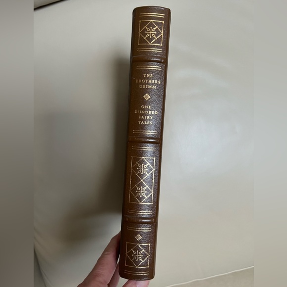 Gift Condition One Hundred Fairy Tales  The Franklin Library - Picture 6 of 12